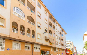 Cozy Apartment In Torrevieja With Wifi
